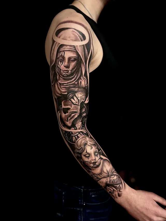 Damen-Sleeve mit Heiligenbild und Ornamenten